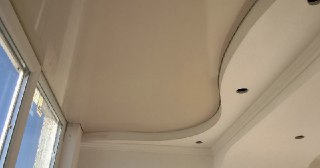 Натяжной потолок на балкон Полысаево, цена 6299 руб.